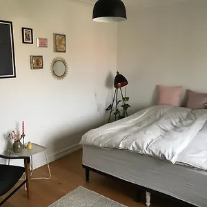 Charming Private Room, With Kitchen And Private Bathroom Kopenhagen